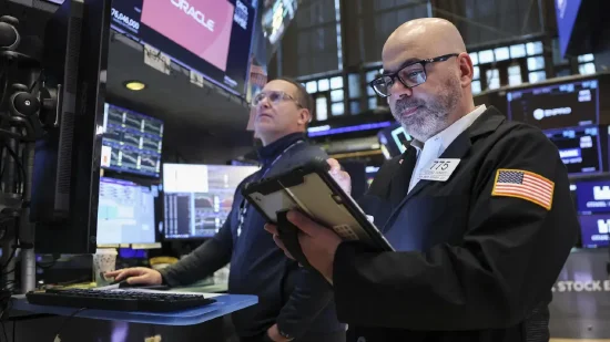 早盘：美股维持跌势 道指小幅下跌100点