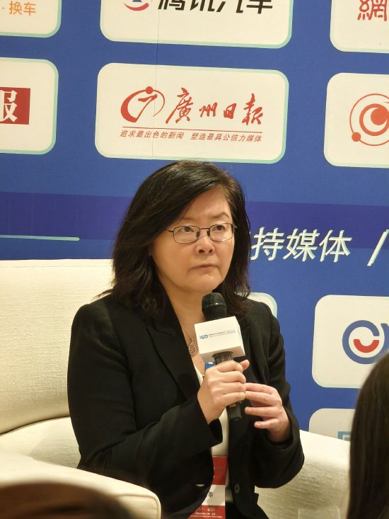 如何看待车企自研芯片?爱芯元智仇肖莘:苹果选择自研但过程非常曲折,绝大部分厂商不会自研而是靠行业分工