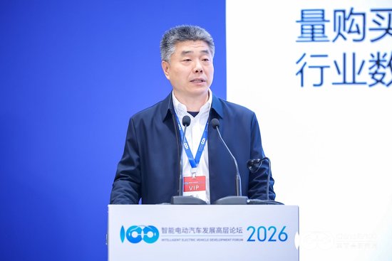 靳兵：货运车辆没无人驾驶走不下去，给几万块钱年轻人也不干